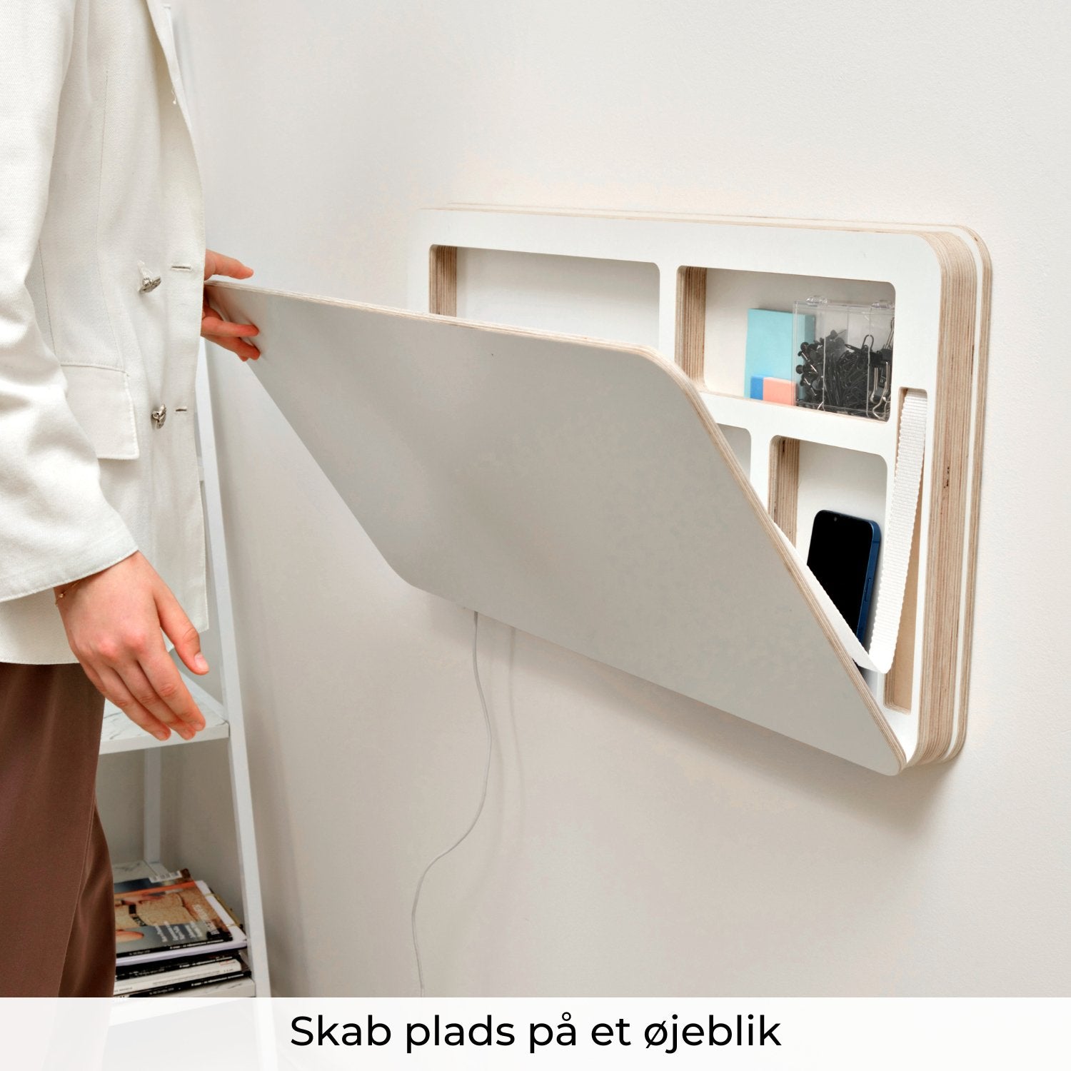 Sammenklappeligt vægskrivebord | NordicDesk