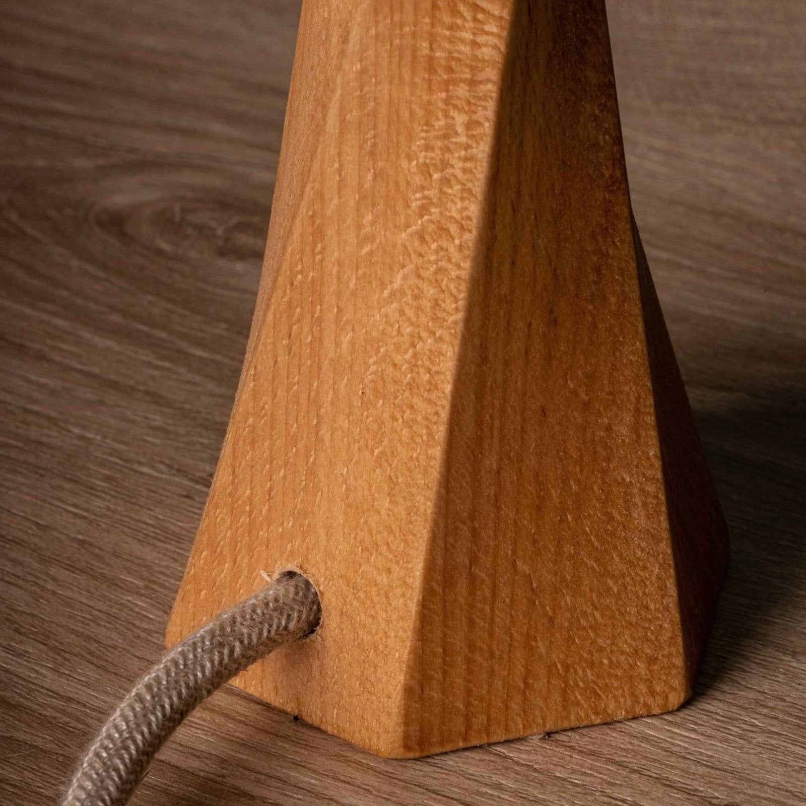 Bordlampe 'Forvridd' - nordesticdk